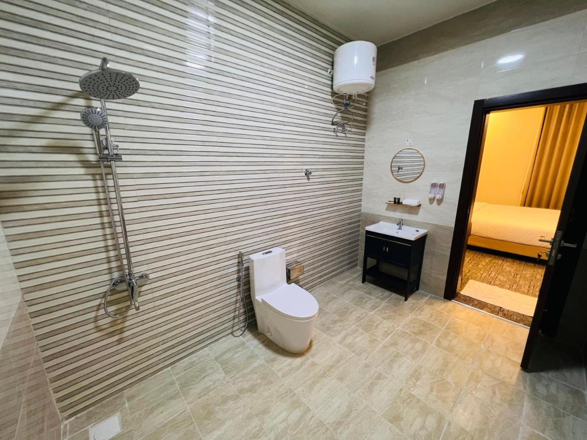אל האד Falcon Grand Hotel מראה חיצוני תמונה