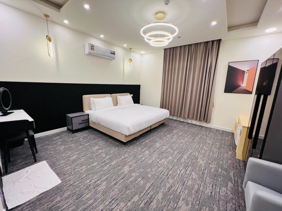 אל האד Falcon Grand Hotel מראה חיצוני תמונה